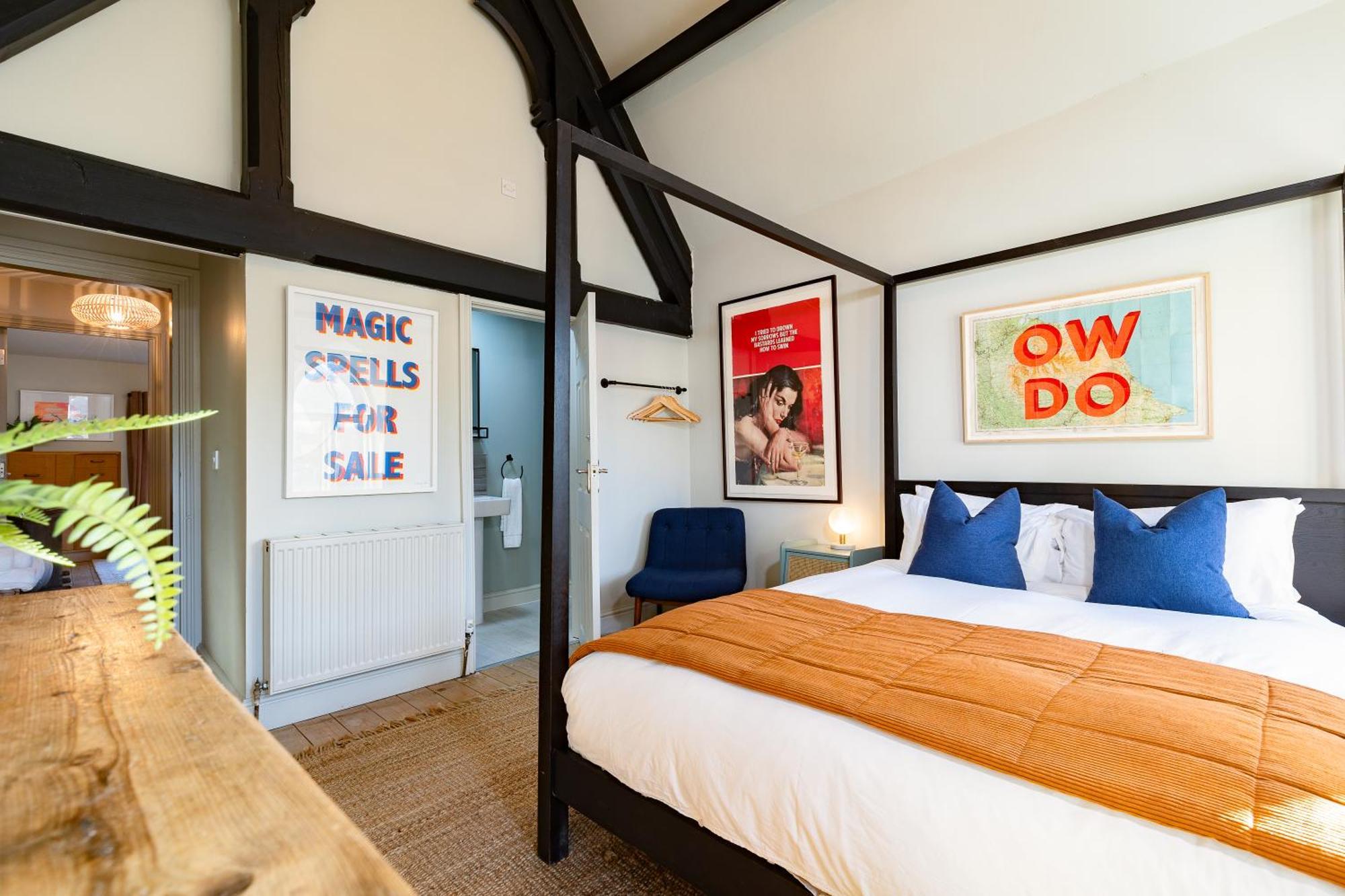 Stylish Seaside Home With King Beds And Parking Scarborough Zewnętrze zdjęcie